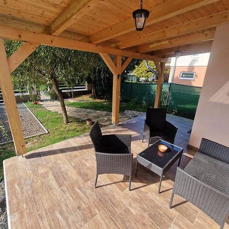 Pipacs Apartmanhaz Harkany Ngoại thất bức ảnh
