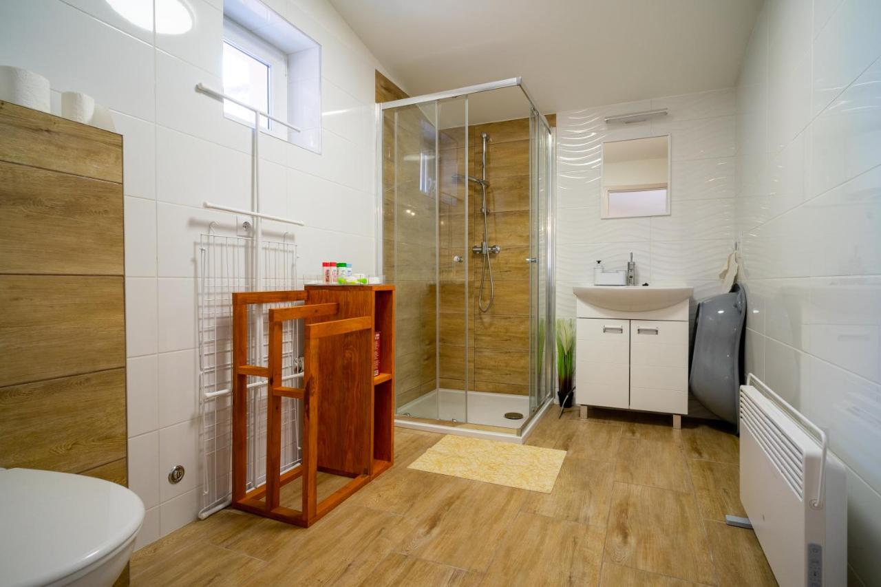 Pipacs Apartmanhaz Harkany Ngoại thất bức ảnh
